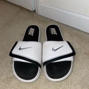 Nike slides